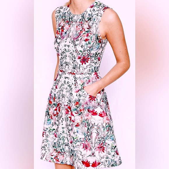 Ted Baker Gaea Bouquet Fit & Flare Sleeveless Floral Mini Dress. CL3 - Picture 5 of 11